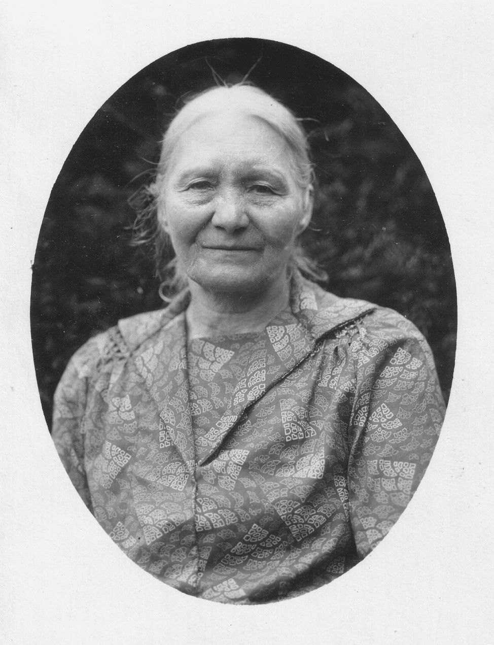 Elizabeta Obal